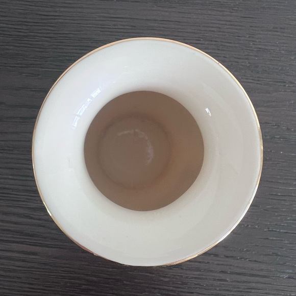 Disney Animated Classics vase by Lenox Mickey, Minnie, Donald and Daisy - Picture 7 of 8